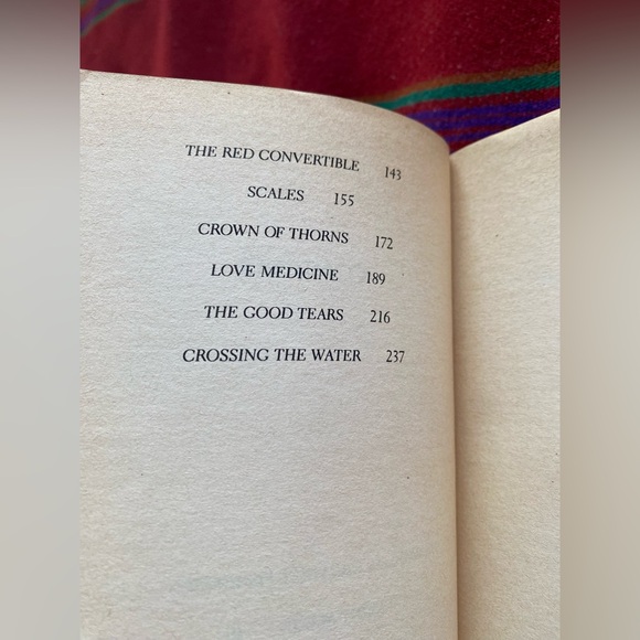 VTG Love Medicine by Louise Erdrich. Paperback. Used Condition. Bestseller. 1984 - Picture 5 of 5